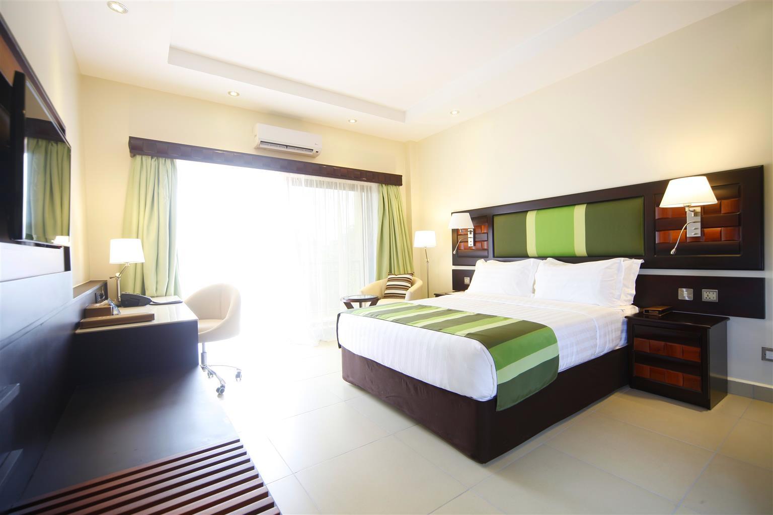 Best Western Premier Garden Hotel Entebbe Eksteriør bilde