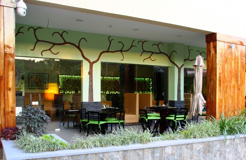 Best Western Premier Garden Hotel Entebbe Eksteriør bilde
