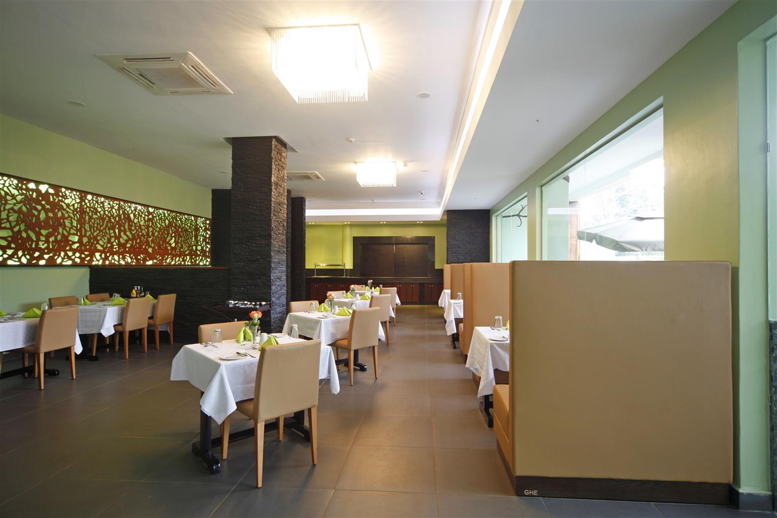 Best Western Premier Garden Hotel Entebbe Eksteriør bilde