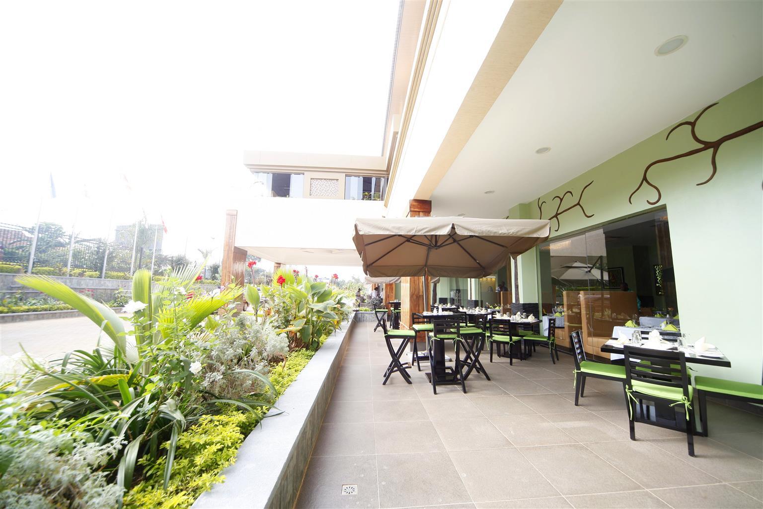 Best Western Premier Garden Hotel Entebbe Eksteriør bilde