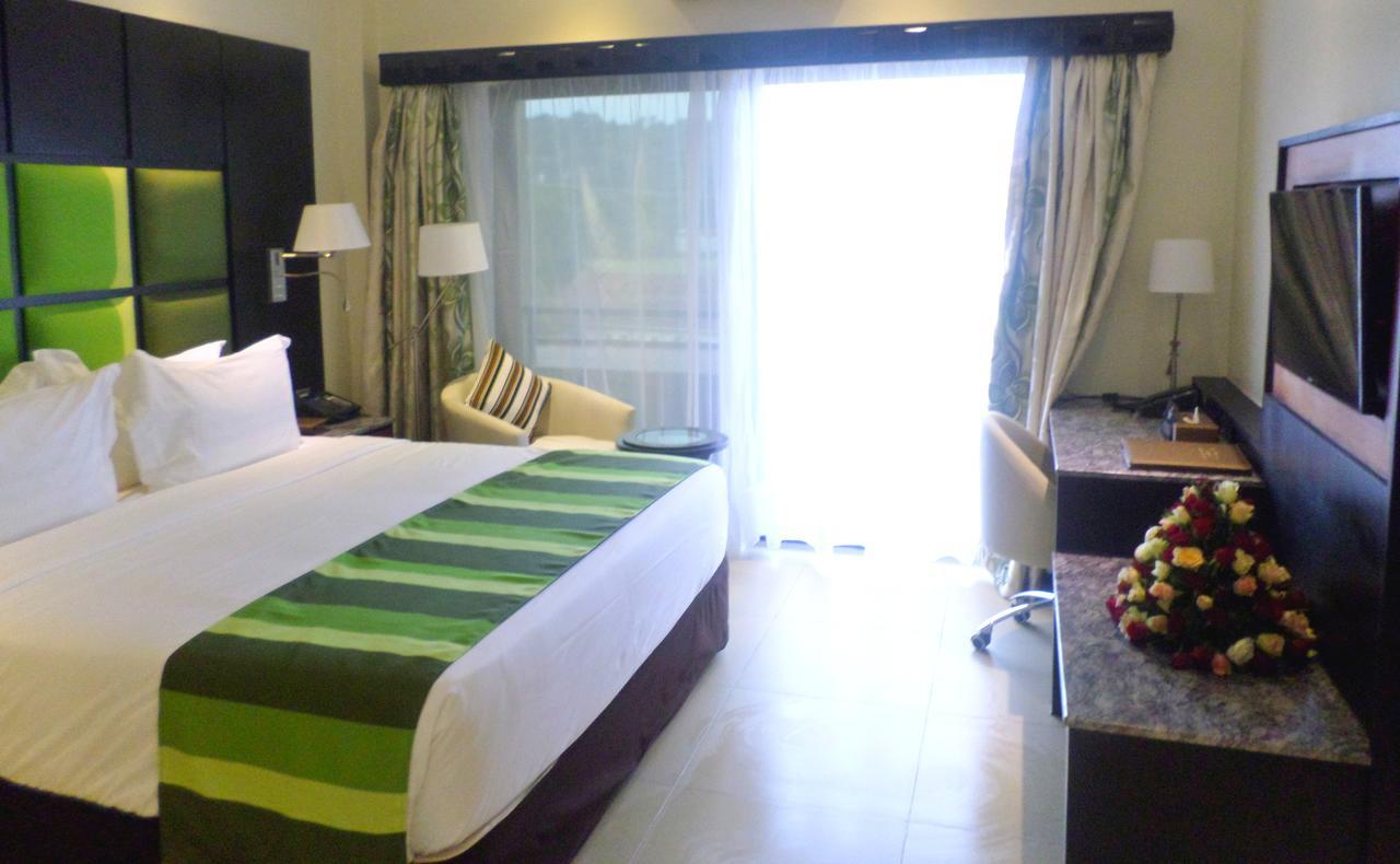 Best Western Premier Garden Hotel Entebbe Eksteriør bilde