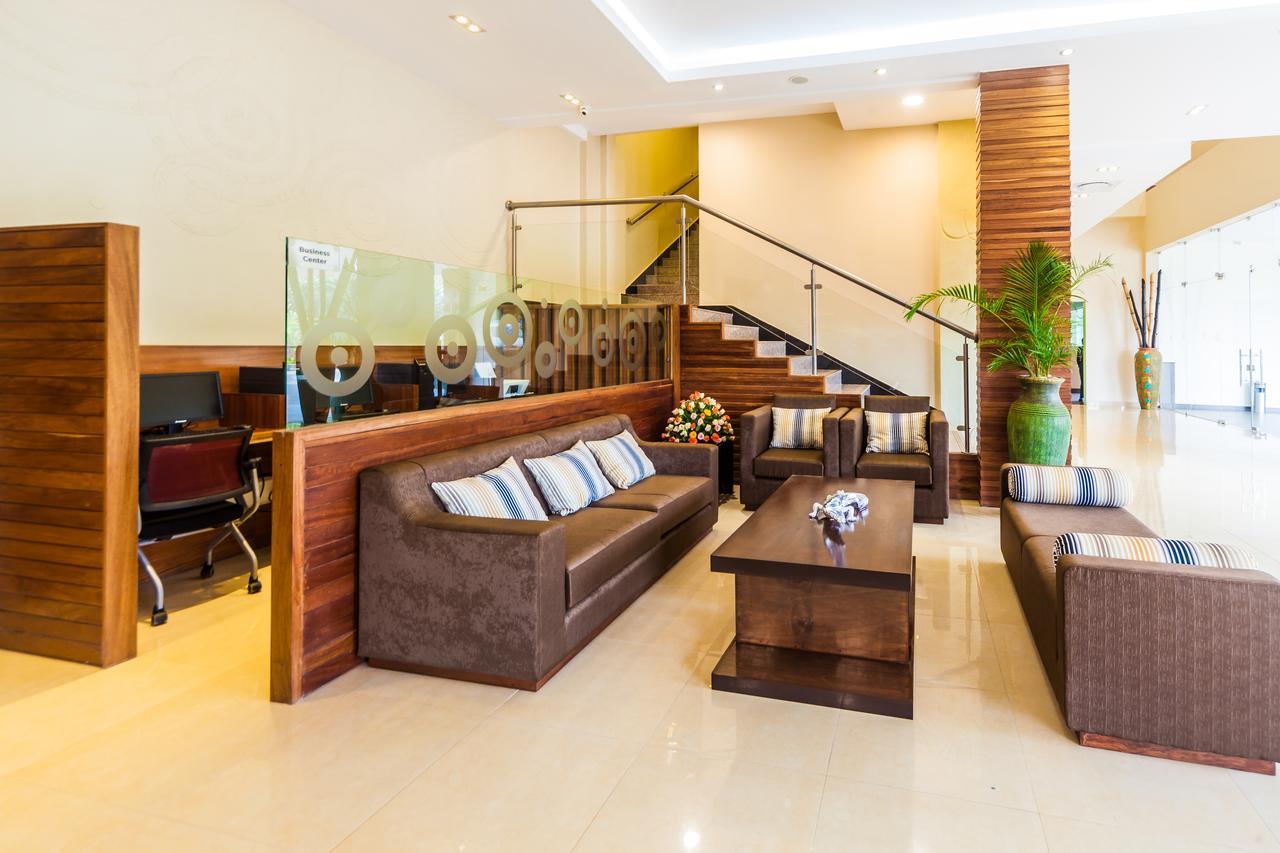 Best Western Premier Garden Hotel Entebbe Eksteriør bilde