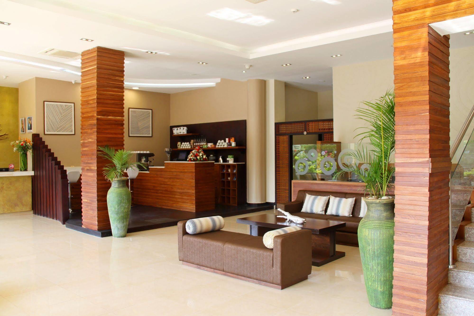 Best Western Premier Garden Hotel Entebbe Eksteriør bilde