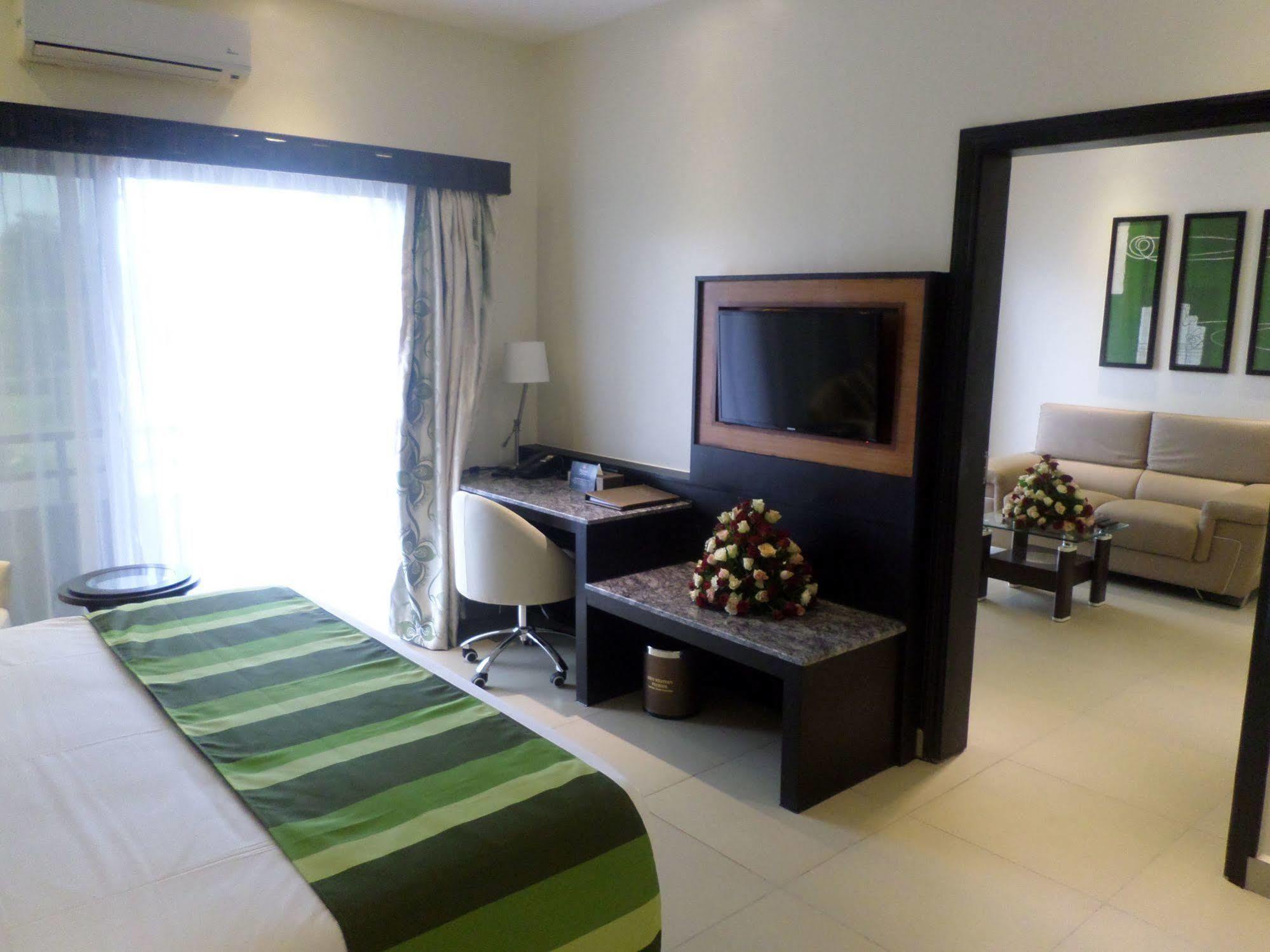 Best Western Premier Garden Hotel Entebbe Eksteriør bilde