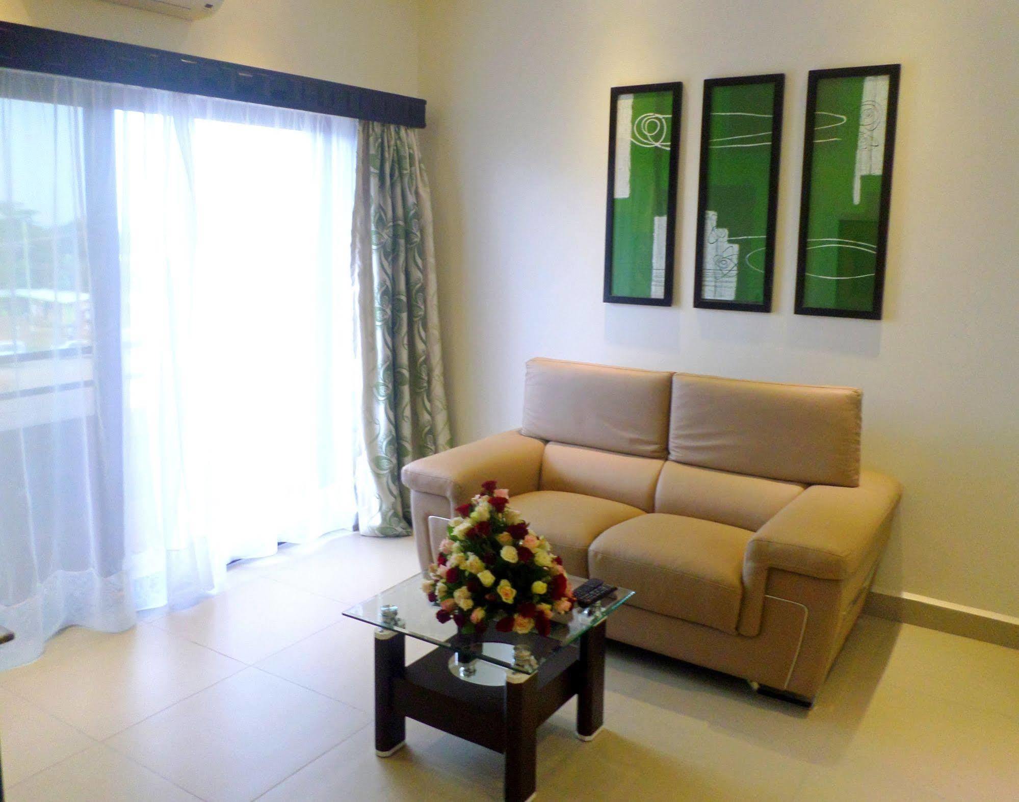 Best Western Premier Garden Hotel Entebbe Eksteriør bilde