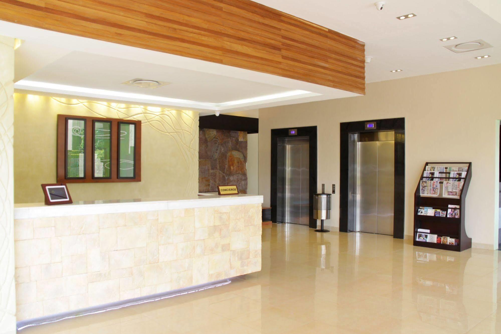 Best Western Premier Garden Hotel Entebbe Eksteriør bilde
